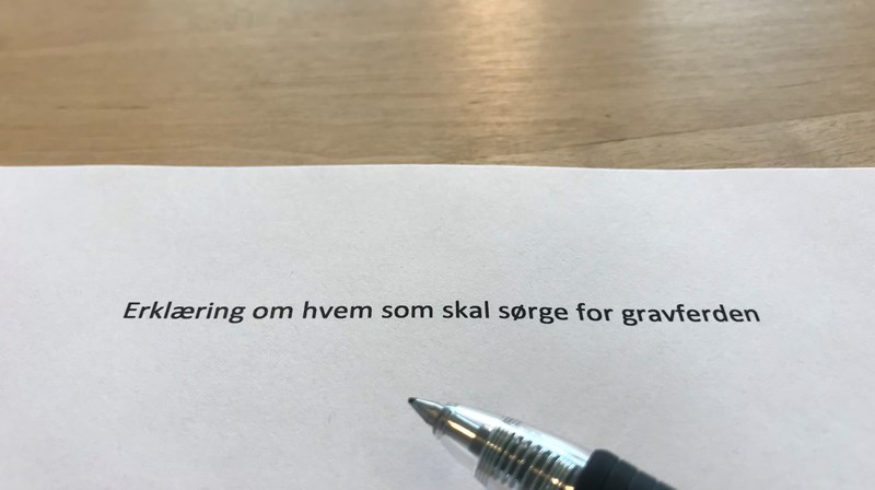 Skriv en erklæring. Foto: Kristian Døvik / Statsforvalteren i Vestfold og Telemark. Skriv en erklæring med penn og papir